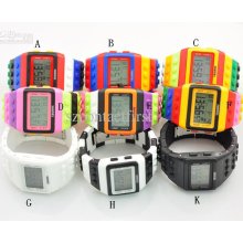 5pcs/lot Classic Plastic Shhors Digital Watch Candy Night Light Wate