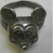 Rare Vintage Disney Mickey Mouse Collector Metal Ring
