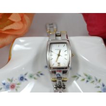 Vintage Fossil F2 ES-9944 Ladies Quartz Watch