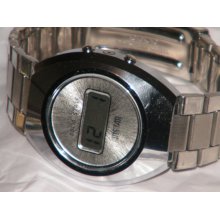 Vintage Men's Instar Solid State Stainless Steel Digital LCD Quartz Watch