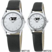 Women`s Silver White Dial Round Face Watch