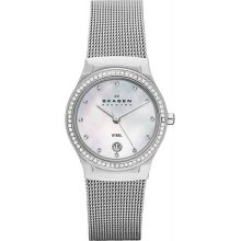 Women's Stainless Steel Case Mesh Bracelet Mother of Pearl Dial Date D