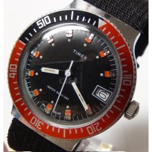 1980 Timex Men's Silver Calendar Diver Bezel Watch - Unique and Rare