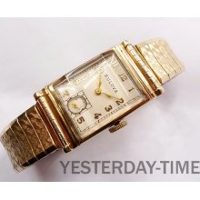 Bulova 1941 Douglas USA 17 Jewel Gold Filled Gents Manual Deco Watch