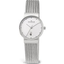 Ladies Skagen Mesh Silver Dial Date Stylish Adjustable 355SSS1 Ladies Skagen Mesh Silver Dial Date Stylish Adjustable 355SSS1