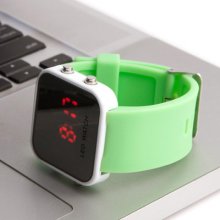 Lovely Cute Men Women Led Digital Sport Wrist Watch Black Dial Green Rubber Kid