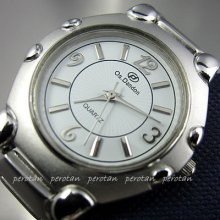 Luxury Quartz Hour Dial Day Analog Unisex Steel Wrist Watch Whp110