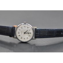 POBEDA Vintage Men wrist watch , Mechanical Movement , Business stile