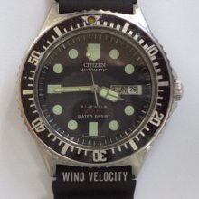 Vintage Citizen 200M 21 Jewels 8200A Movement Diver Watch Completely Reconditioned