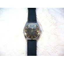 Vintage mechanical Poljot mens watch with date display function from ussr