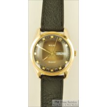 Wyler 17J Dynawind automatic with day & date vintage wrist watch, yellow gold filled and stainless steel water resistant case