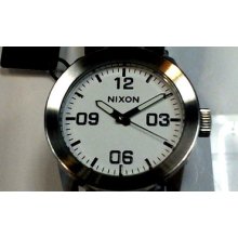 2012 Nixon Mens Private Ss White Dial Stainless Steel A276 000