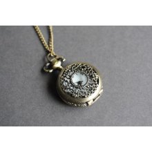 Fashion Pocket Watch Pendant Vintage Necklace Chain Quartz Engraved 30