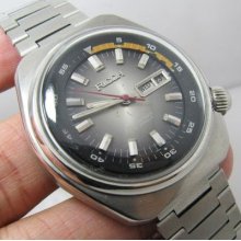 Nice Rare Vintage Ricoh Sports Day Date Automatic Gents Japan Market.