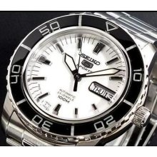 Seiko Mens Sports Automatic White 100m Steel Snzh51 Watch Snzh51j1 Made In Japan