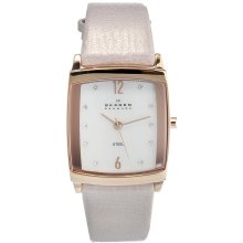 Skagen Women's Rose-goldtone Stainless Steel Watch (Skagen Women's Rose Gold Steel Leather Strap)