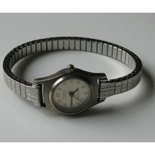 Vtg Old Armitron Silver Metal Tone Quartz Ladies Womens Flex Bracelet Watch W46