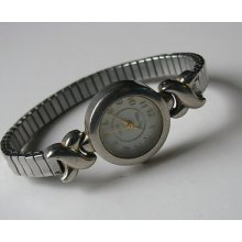 Vtg Old Silver Chrome Gold Tone Metal Willow Bay Sm Face Ladies Womens Watch 225
