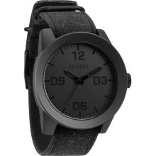 Nixon The Corporal (Matte Black / Matte Gunmetal) One Size :: Matte Bl