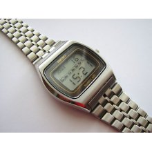 Rare Super-vintage Classic And Robust 1977 Seiko 0139 Lcd Digital Watch