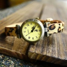 1/3 Color Leopard Fox Fashion Leather Band Quartz Strap Bracelet Wristwatch Swt