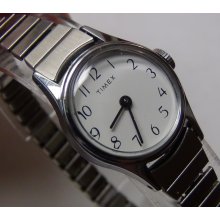 1970' Timex Ladies Silver Watch w/ Silver Strap
