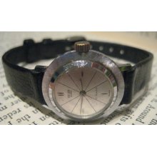 Classic Petite Vintage Women's Swiss Made Silver Tone Gruen Watch Modernist Style