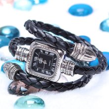 Elegant Leather Strap Roman Number Dial Quartz Woman Bracele Watch 2 Colors
