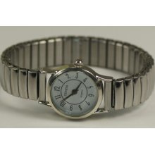 Geneva Wristwatch Silver Colour White Dial Women/girls Quartz Value Present