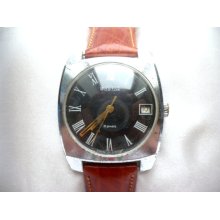Mens watch vintage mechanical Wostok wristwatch with date display function