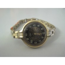 Vintage Luch gold plated womens watch. Mechanical movement. Made in USSR.