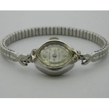 Waltham 17 Jewel, 6 3/4 X 8 Ligne, Ladies' Vintage Wristwatch. Running Strong