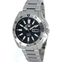 Men's Seiko 5 Stainless Steel Case and Bracelet Black Dial Day and Dat