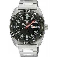 Men's Stainless Steel Case and Bracelet Automatic Black Dial Day Date