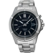 Seiko Men's Stainless Steel Kinetic Silver Dial Date Display SKA537