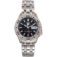 Seiko SNK031 Stainless steel case Day date display at 3 O clock Unidirectional Rotating Bezel