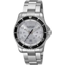 Victorinox Swiss Army Men's Maverick Swiss Made Quartz Silver-tone Dial Stainless Steel Watch