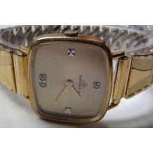 1970' Wittnauer Mens Swiss Made Diamonds Gold Gorgeous Dial Watch