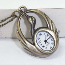 Antique Bronze Quartz Pocket Watch Necklace Pendant Watch With Elegent Swan