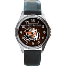 Cincinnati BengalsUnisex Silver-Tone Round Metal Watch 02