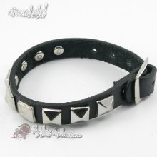 H300 Pyramid Stud Bracelet Black Leather Men/women Single Buckle Wristband Cuff