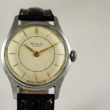 RAKETA Vintage Unisex watch 21 Jewels Amazing Dial made in USSR (req46406)
