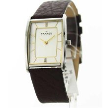 Skagen Womens Leather Fashion Crystals Watch 294SSL1