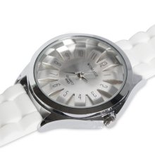Womage Hour Date White Dial Rubber Quartz Clock Wv088 Women Men Wrist Watch