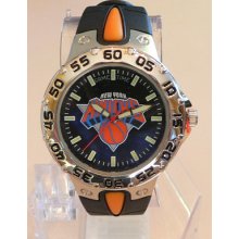 York Knicks Classic Silver Tone Ssteel Rubber Band Men's Sports Watch In Box