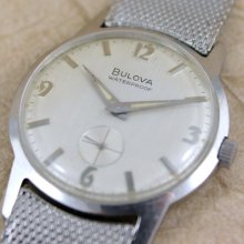 Bulova Watch - Circa 1965 - 17 Jewel Wind Up Mechanical Movement - Silver Tone - Swiss Made - Retro Watch - Mens Watch - Mesh Bracelet