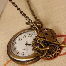 Hunger Games-simple Style Bronze Glass Round Shaped Pocket Watch Ne