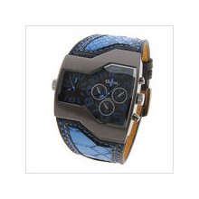 mens new Oulm 2 time zone quartz watch w/black& blue w/wide PU leather band