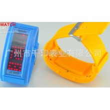 New Arrivial Fashion Popular Quartz Wrist Alarm Watch Sport Digital