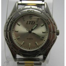 Nice Mens Big Dial Quartz Watch..must See..big ..clean And Dependable